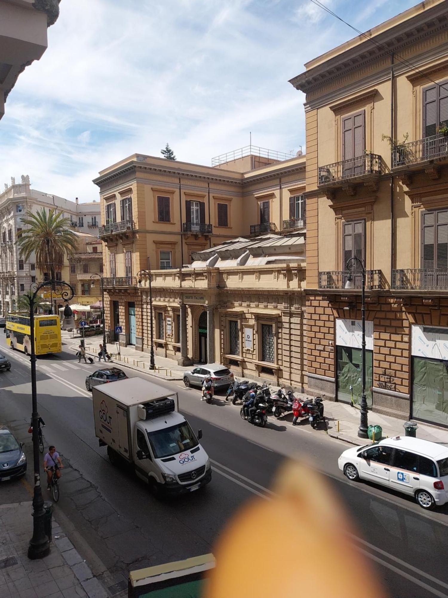 315 Via Roma Rooms Centro Palermo Exteriör bild